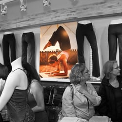 Electric Crayon - Athleta - In store advertising