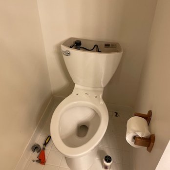 Smith & Horne Services - Two-piece toilet Install - General Contractors Near Me - Arlington, Virginia Smith & Horne Services - Two-piece toilet Install - General Contractors Near Me - Arlington, Virginia