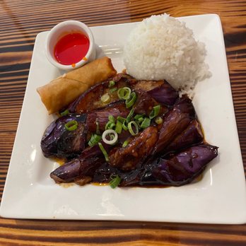 W Kitchen - Eggplant lunch dish - L14 - Chinese Near Me - Houston, Texas