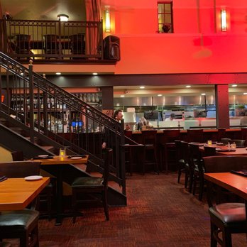 Broadway Grill - American Near Me - Burlingame, California