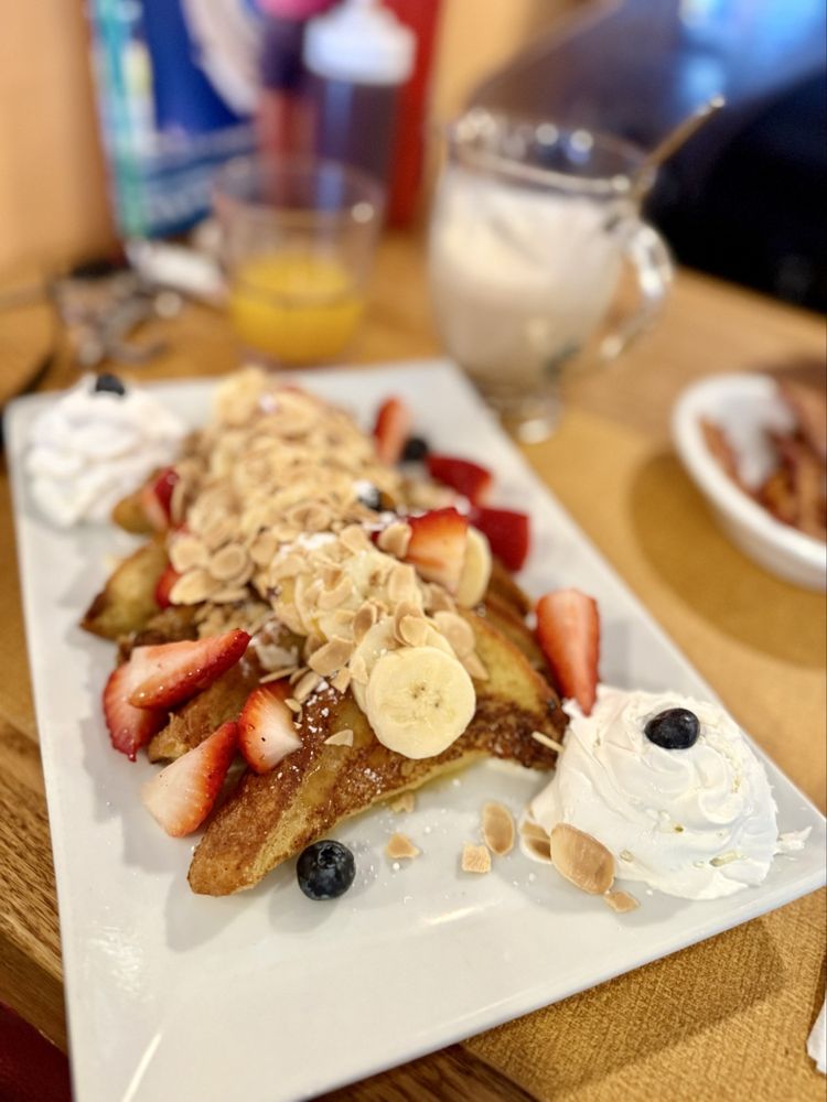 Amy's French Bakery & Bistro Image