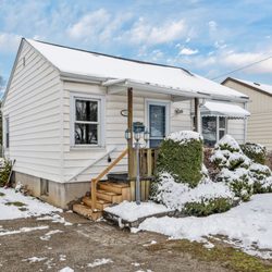 Wade Hamblin - RE/MAX Hallmark Eastern Realty - Newest Bungalow Listed