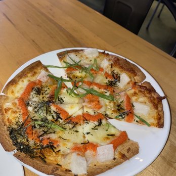 Yoroshiku - Mochi Mentai Mayo Pizza - Ramen Near Me - Seattle, Washington Yoroshiku - Mochi Mentai Mayo Pizza - Ramen Near Me - Seattle, Washington