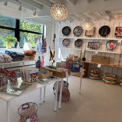 Rockflowerpaper Outlet Store