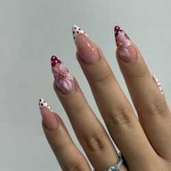 Mila Nail Bar