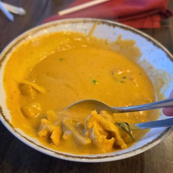 Giti Thai - Thai Near Me - Windsor Hills, California