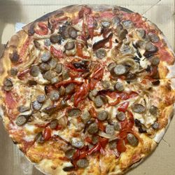 Sicilian Oven - Great pizza, delivered quickly, served hot.