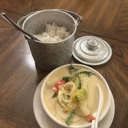 Yellow Curry with Veggie Yellow Curry with Veggie