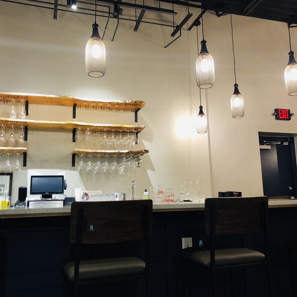 Versi Vino - Bar seating - Wine Bars Near Me - Maple Shade, New Jersey Versi Vino - Bar seating - Wine Bars Near Me - Maple Shade, New Jersey