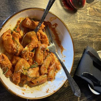 Losanti - Vodka Pasta - Steakhouses Near Me - Cincinnati, Ohio