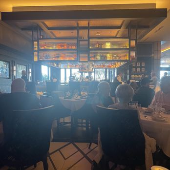 Morton's The Steakhouse - Desert Diamond - Bar - Steakhouses Near Me - Waddell, Arizona