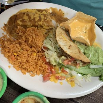 LaLo's Mexican Grill - A Texas-Mexico plate; cheese enchiladas and crunchy beef taco. - Mexican Near Me - Madisonville, Texas LaLo's Mexican Grill - A Texas-Mexico plate; cheese enchiladas and crunchy beef taco. - Mexican Near Me - Madisonville, Texas