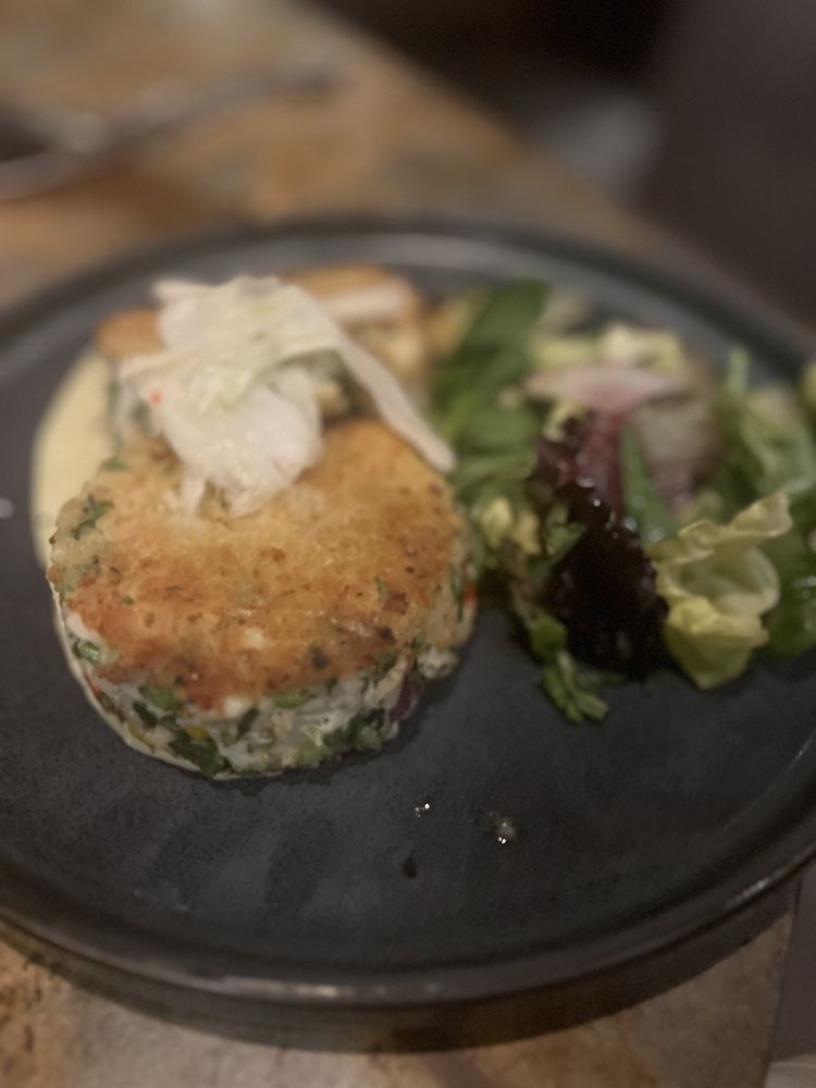 Earls Kitchen + Bar