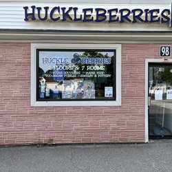Huckleberries Card and Gift