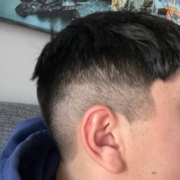 Roosters Men'S Grooming Center Cornelius: Ultimate Style Upgrade