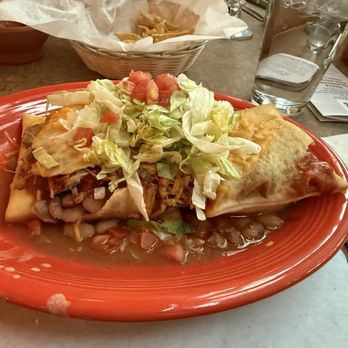 El Pinto - Stuffed Sopapillas Plate with pork and red chile - New Mexican Cuisine Near Me - Albuquerque, New Mexico