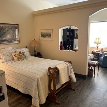 Desert View Senior Living - Typical Jr Suites - Assisted Living Facilities Near Me - Las Vegas, Nevada