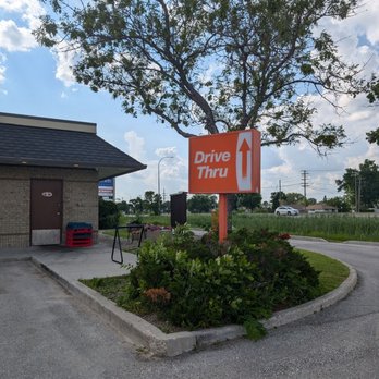 A&W - Hitting the drive-thru - Fast Food Near Me - Winnipeg, Manitoba A&W - Hitting the drive-thru - Fast Food Near Me - Winnipeg, Manitoba