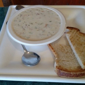 Egghead's Restaurant - Great clam chowder - Breakfast & Brunch Near Me - Fort Bragg, California Egghead's Restaurant - Great clam chowder - Breakfast & Brunch Near Me - Fort Bragg, California