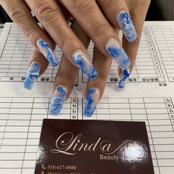 Linda Beauty Nails