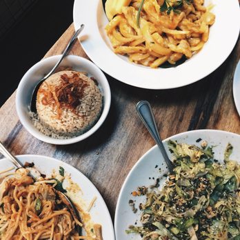 Burma Superstar - Bun Tay Kauswer (left), Mango Chicken (top), Tea Leaf Salad (right) - Burmese Near Me - Alameda, California
