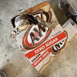 Target - Photo of damaged box put in trunk
