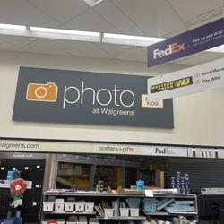 Walgreens - Photo zone