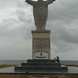 Fisherman's Memorial down the road near a marina Fisherman's Memorial down the road near a marina