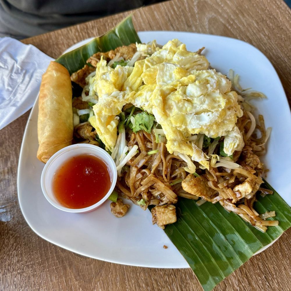 Excellent noodle dish with egg.