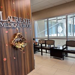 Laureate Medical Group - Lobby
