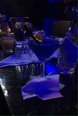 Bleu Martini by null
