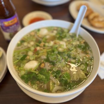 Pho Tan - HÚ TIÊU HOẠC MÌ ĐẠC BIỆT   Tôm, mực, chả cá, thịt heo House Special Fresh Rice Noodle or Egg Noodles - Shrimp - Squid - Fish Cake - Pork - Vietnamese Near Me - Lakeland, Florida