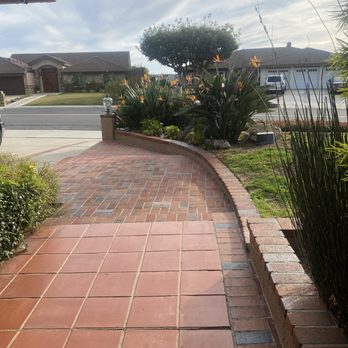 S'no Pressure - Part of the driveway and walkway with the sealer on the bricks and tile. Gorgeous! - Pressure Washers Near Me S'no Pressure - Part of the driveway and walkway with the sealer on the bricks and tile. Gorgeous! - Pressure Washers Near Me