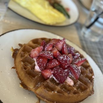 State Fare Bar & Kitchen - Strawberry Cheesecake Waffles - New American Near Me - Rancho Mirage, California State Fare Bar & Kitchen - Strawberry Cheesecake Waffles - New American Near Me - Rancho Mirage, California