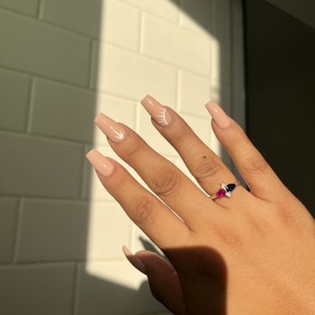 Vip Nails & Lashes - Nail Salons Near Me - Riverside, California