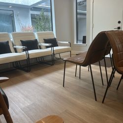 Niguel Coast Oral & Facial Surgery - Waiting area