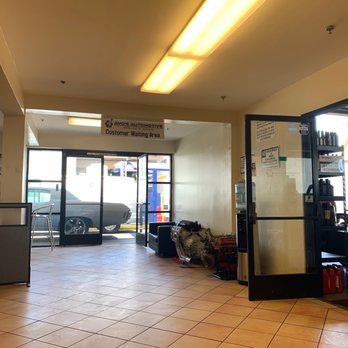 Avo's Automotive - Great lobby - Auto Repair Near Me - Los Angeles, California Avo's Automotive - Great lobby - Auto Repair Near Me - Los Angeles, California