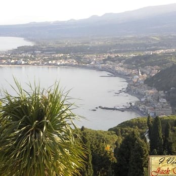 I Viaggi di Jack Sparrow - Giardini-Naxos
Veduta da Taormina - Travel Services Near Me - Naples, NA