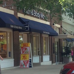 Bath & Body Works - The southlake entrance.
