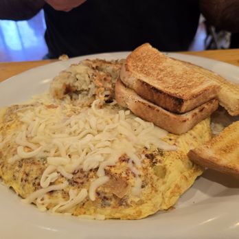 Wildberries - Green chili bacon omelet - Breakfast & Brunch Near Me - Mesa, Arizona