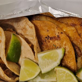 Rreal Tacos - Chamblee - Grilled fish tacos and birria barbacoa tacos - Tacos Near Me - Atlanta, Georgia