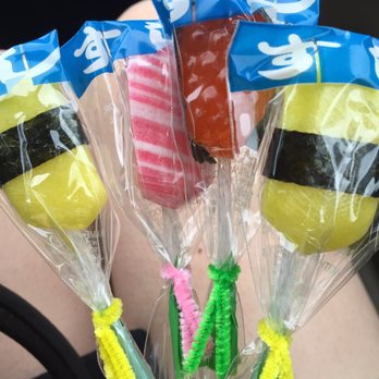 Simple NYC - The owner gave me some sushi candy. - Poke Near Me - New York, New York Simple NYC - The owner gave me some sushi candy. - Poke Near Me - New York, New York