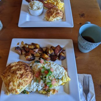Surfside Rooster - Veggie omelette plate and standard bacon and eggs plate. The grits, in that adorable crock, were the star. - American Near Me - Ocean City, Maryland Surfside Rooster - Veggie omelette plate and standard bacon and eggs plate. The grits, in that adorable crock, were the star. - American Near Me - Ocean City, Maryland
