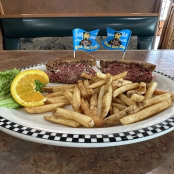 Black Bear Diner Fremont - Reuben Sandwich - Diners Near Me - Fremont, California Black Bear Diner Fremont - Reuben Sandwich - Diners Near Me - Fremont, California