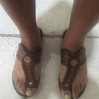Pedi Spa - Nail Bar - Spa Pedicure! - Waxing Near Me - Cornelius, North Carolina