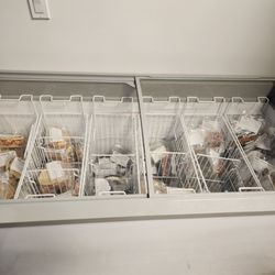 Whit’s Frozen Custard - Frozen treats