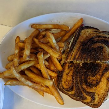 Cruisers Diner - Classic Ruben - Diners Near Me - Seaman, Ohio Cruisers Diner - Classic Ruben - Diners Near Me - Seaman, Ohio