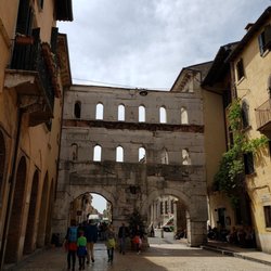 Porta Borsari