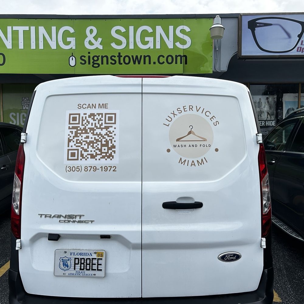 Signs Town - Printing Services Near Me - Miami, Florida Signs Town - Printing Services Near Me - Miami, Florida