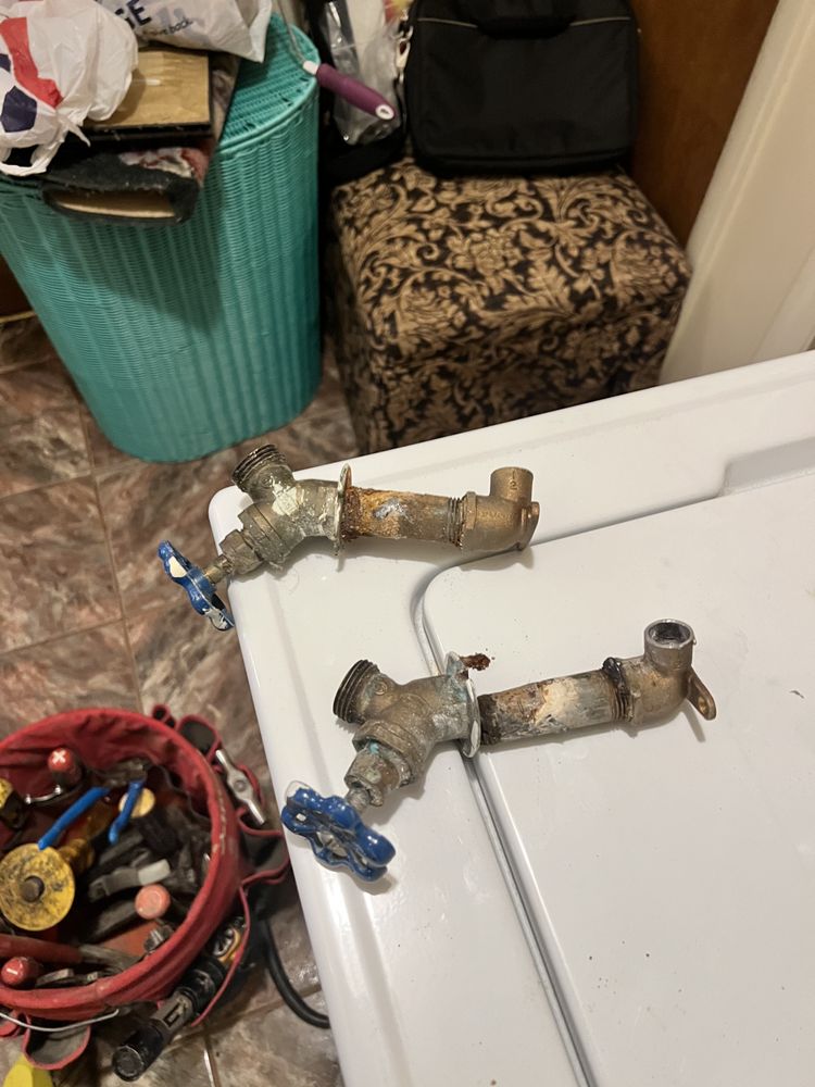 Slide of A&J Plumbing